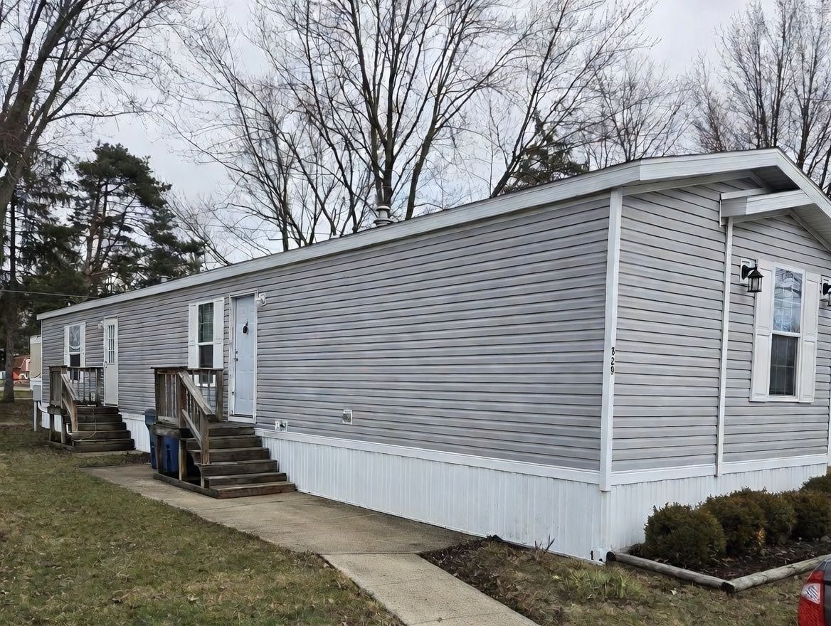 A photo of the Bluffton Woods Home